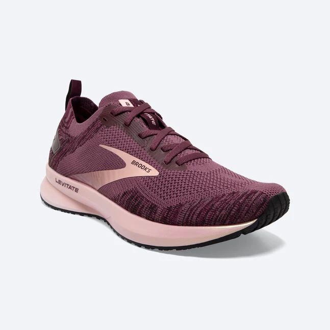 Women's Levitate 4 (671 - Nocturne/Coral/Zinfandel)