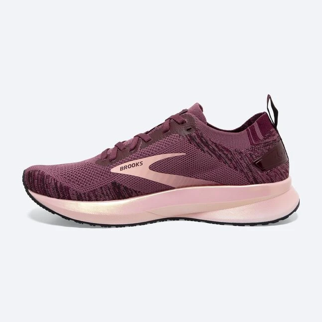 Women's Levitate 4 (671 - Nocturne/Coral/Zinfandel)
